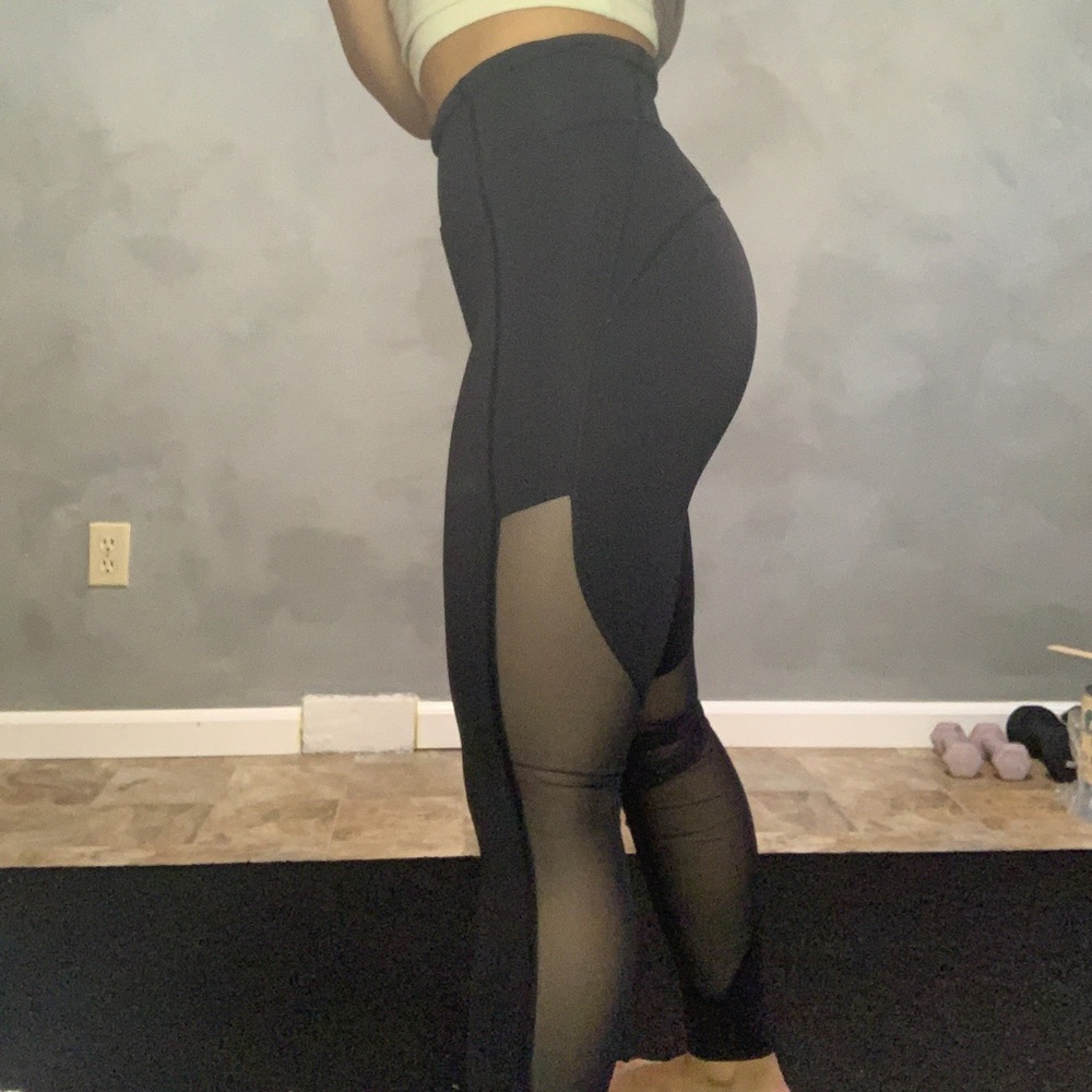 Lululemon mesh leggings. Size 2.